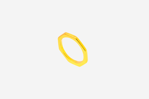 anillo tvaoi de oro forma octagonal